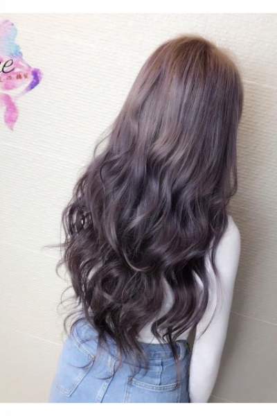 紫灰色長髮